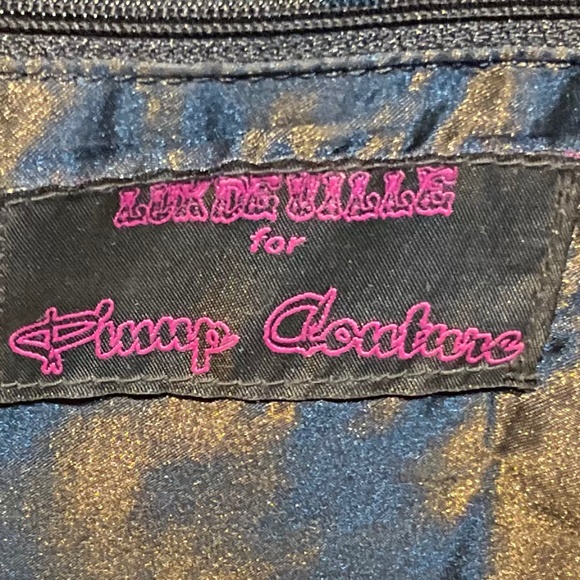 Lux De Ville animal print with black satin bow, hand bag.  4-H2Cb - Picture 7 of 9